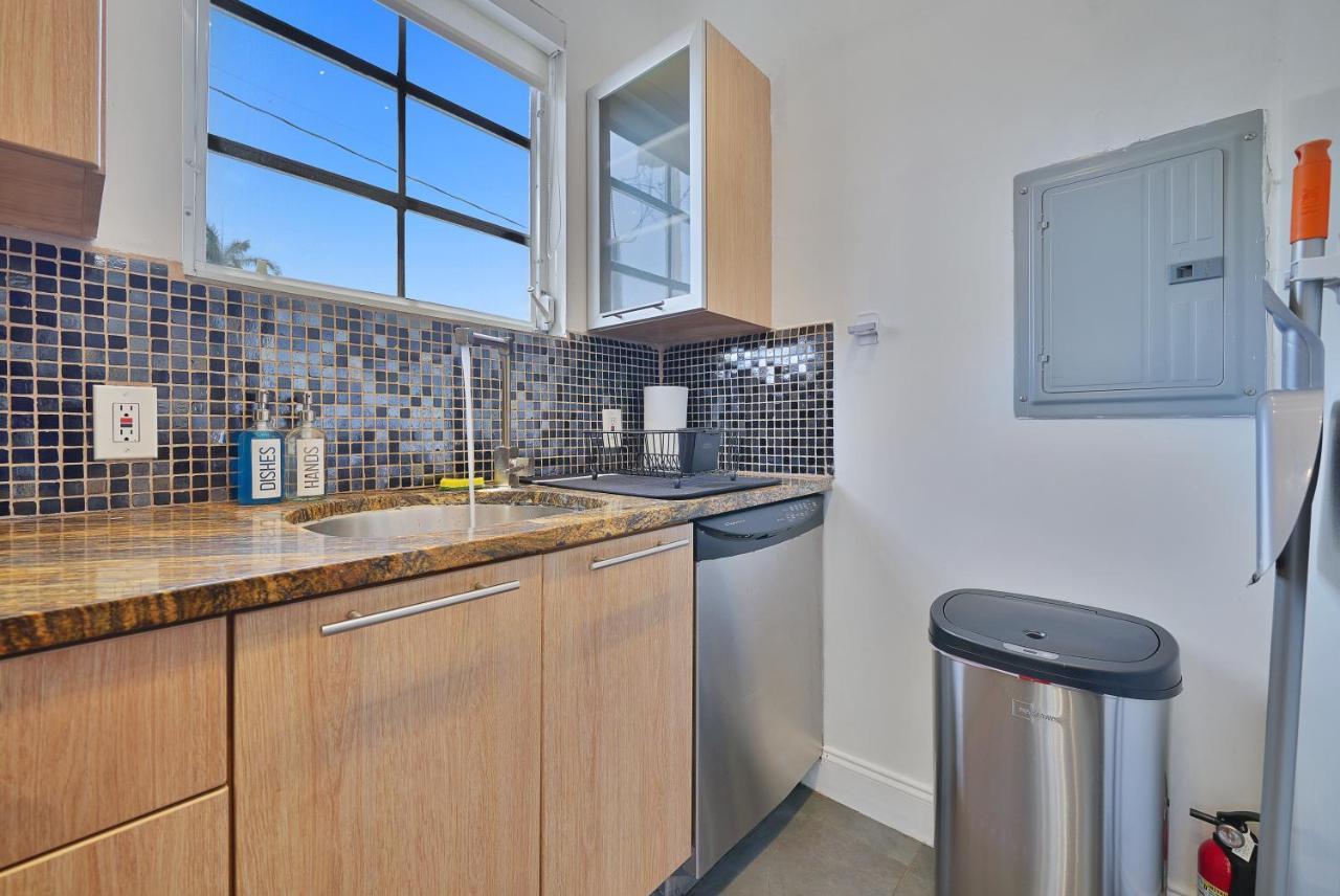 Apartament Large & Bright Sleep Up To 8 Only 2Min From Ocean! Miami Beach Zewnętrze zdjęcie